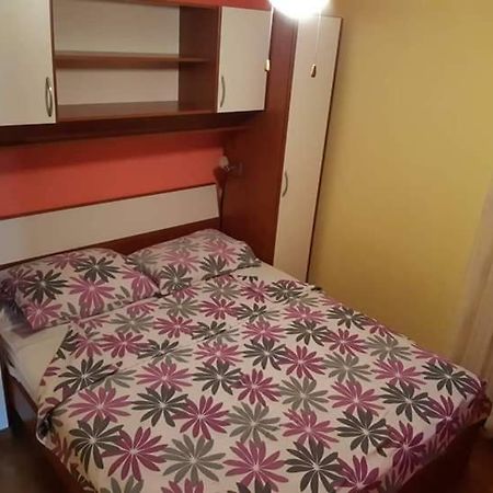 Apartmani Katica 维尔 外观 照片